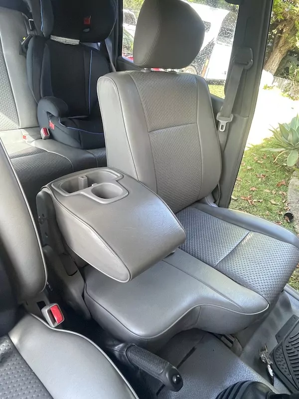 Specialist in Toyota Land Cruiser Seat Covers 105 Series