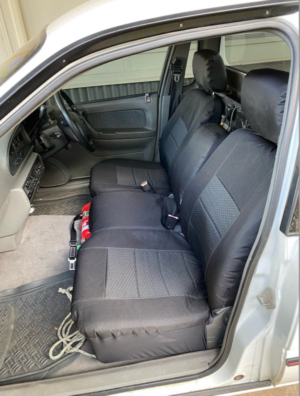 commodore seat covers