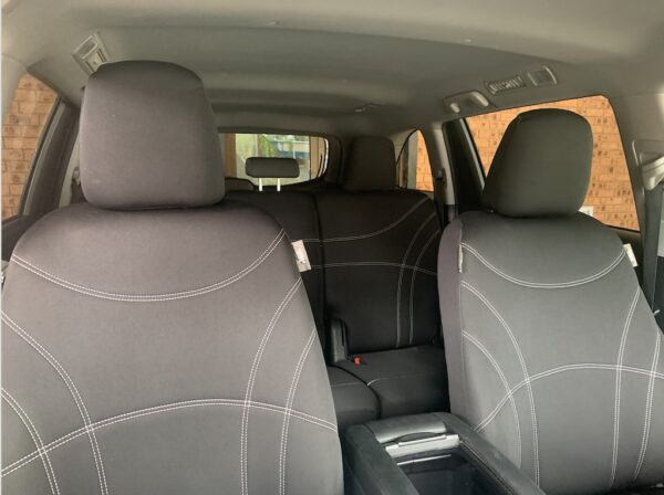 neoprene black/white seat covers