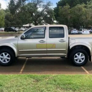 holden rodeo seat covers
