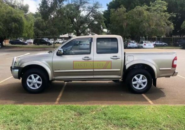holden rodeo seat covers