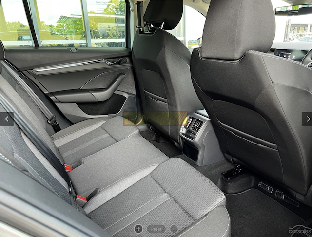 octavia wagon 22 0n seat covers