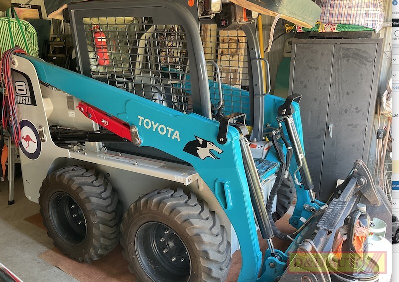 TOYOTA BOBCAT SEAT COVER