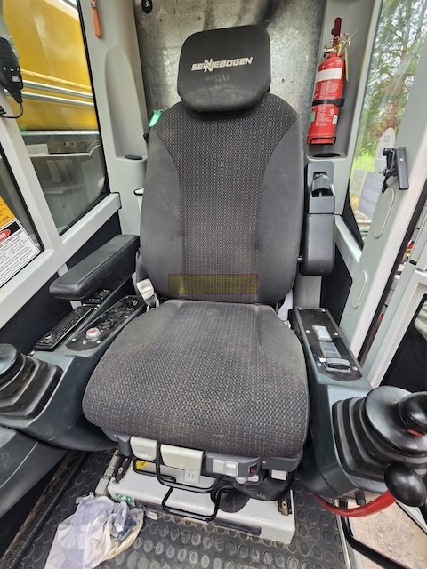 SENNEBOGEN seat cover