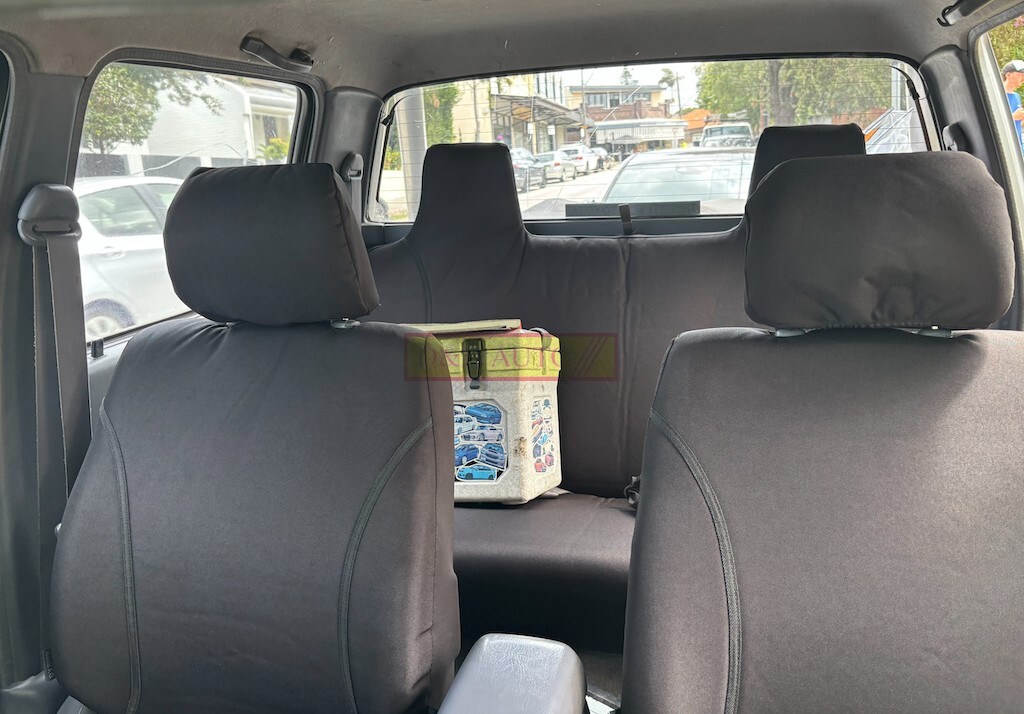 Hilux 97-05 Canvas seat covers