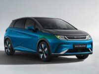 byd dolphin hatch